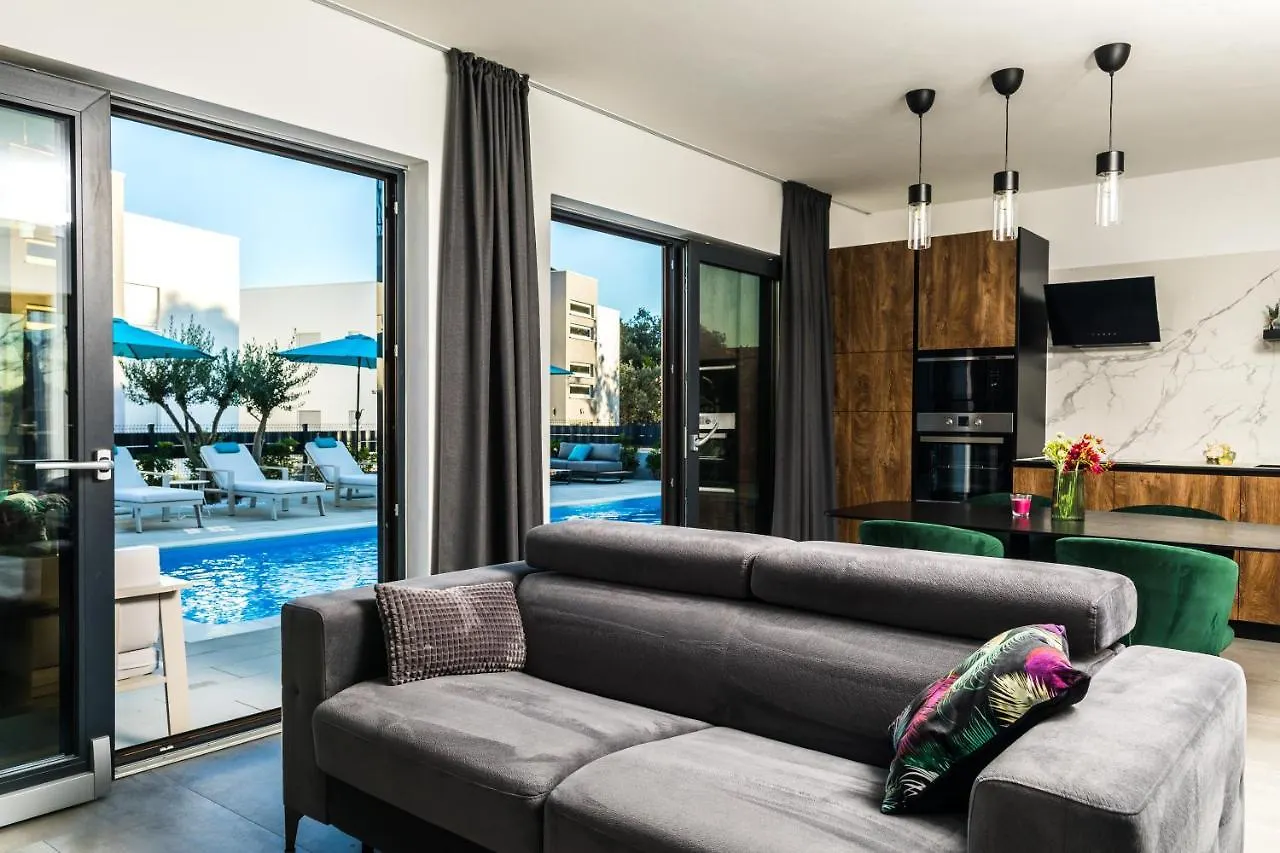 Ferienwohnung Olive Tree Mansion Vir