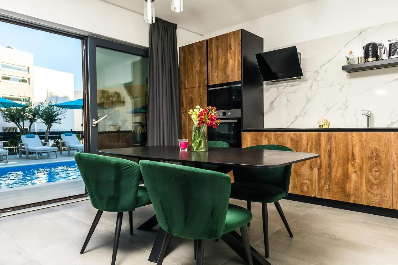 Ferienwohnung Olive Tree Mansion Vir 0*,