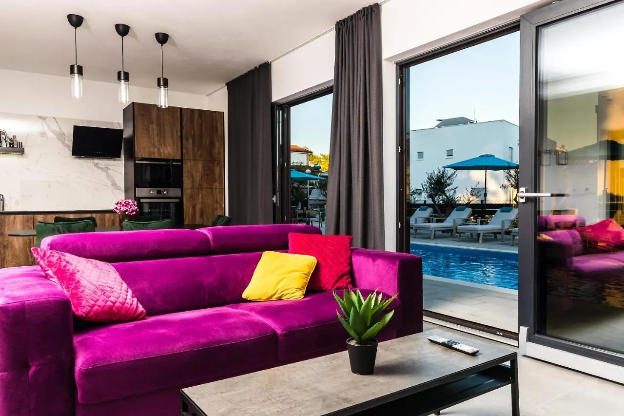 Ferienwohnung Olive Tree Mansion Vir 0*,